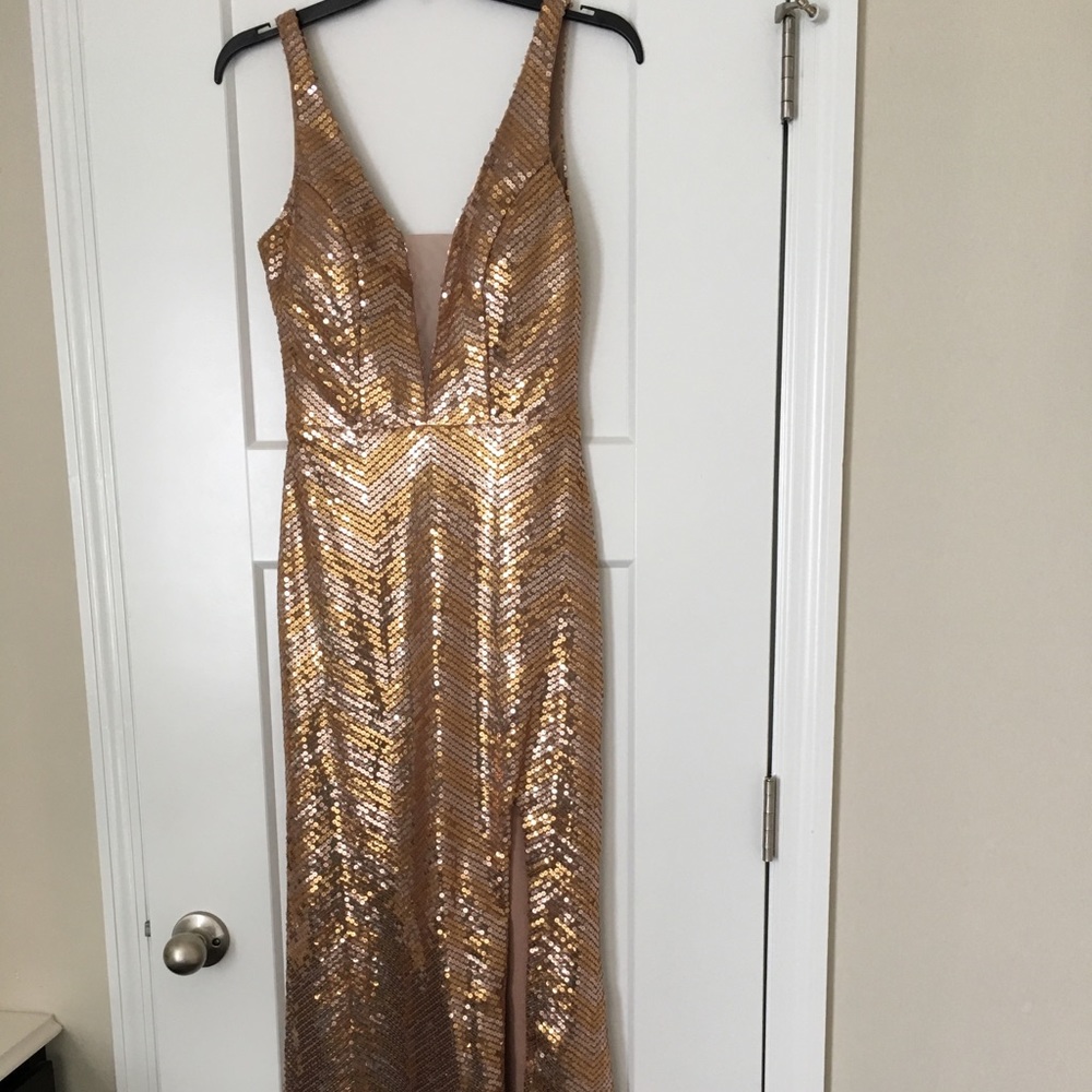 Prom dress / bridesmaid dress